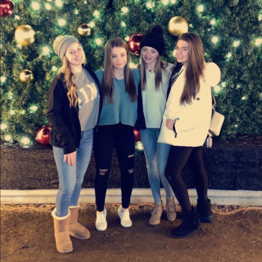 Meet your Posher, Jillian